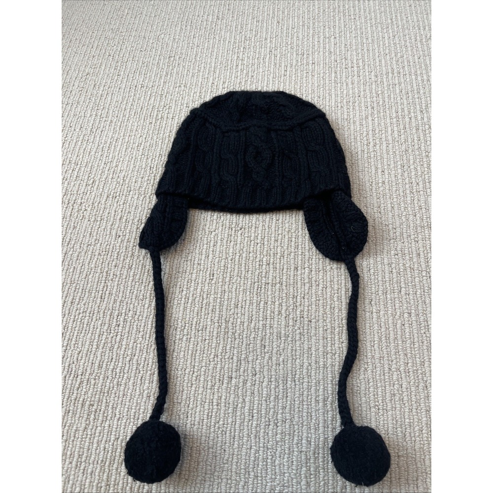 Neiman Marcus Cashmere Beanie Hat Ear Flaps Soft Black